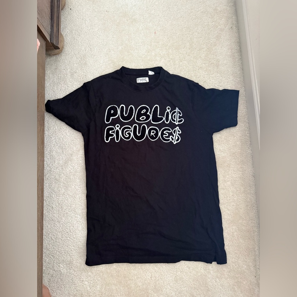 Black Tee - Short Sleeve